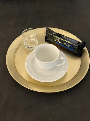 Brass tray- Diameter 19 cm